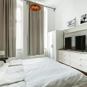 https://komfortowy-apartament-w-samym-centrum-wroclawia.hotelswroclaw.com