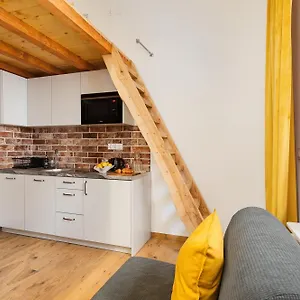 https://apartamenty-przy-kladce-kazimierz-old-town.krakowhotelspoland.com